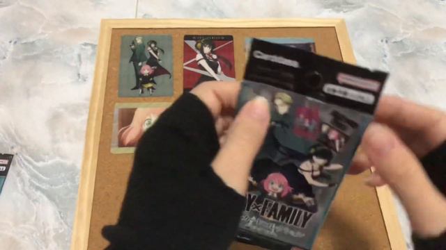 Spy x Family Carddass Metallic Cards Unboxing смотреть онлайн