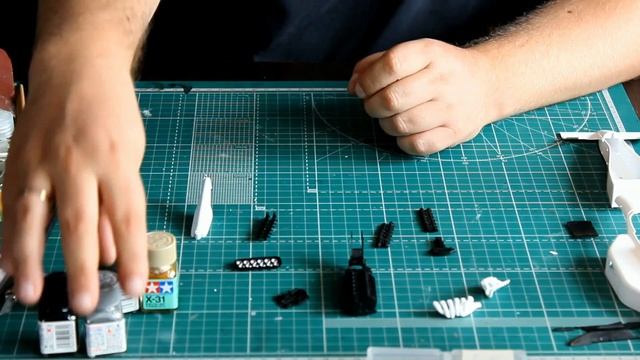 Mclaren MP4/7 by Tamiya часть 3 Схема сборки смотреть онлайн