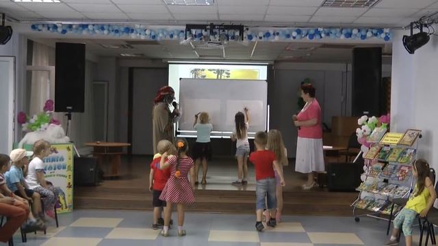 "Праздник сказки" в Гуманитарном центре смотреть онлайн