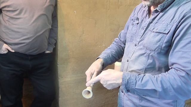 Борис Ефремов РОЖДЕНИЕ РОЖКА. ЧАСТЬ 6. ПРИКЛЕИВАНИЕ РАСТРУБА. смотреть онлайн