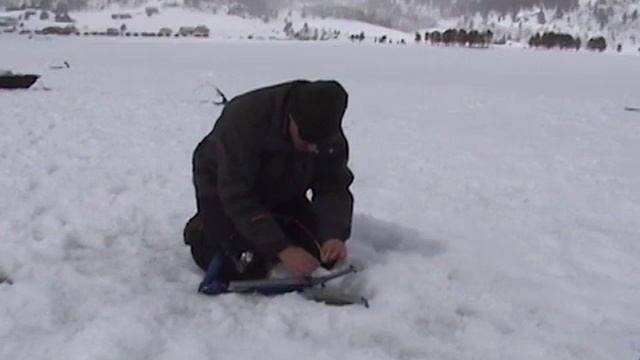 How to set up the JawJacker hook setter when ice fishing. смотреть онлайн