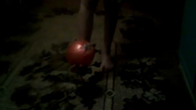 Как держать мяч на ноге смотреть онлайн