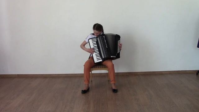 Кулагина Даша Над окошком месяц смотреть онлайн