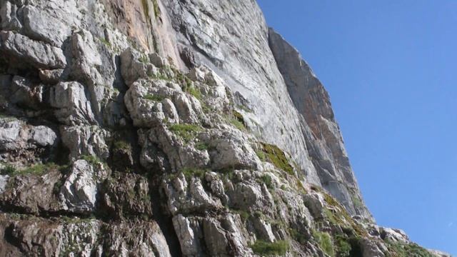 Вид горы Фишт. Водопады. смотреть онлайн