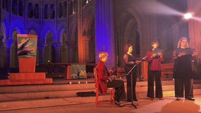Ensemble RESONEZ - Ulrike Mayer-Spohn "fER" (extrait) смотреть онлайн