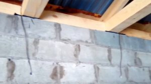 Стоимость гаража своими руками 95 тысяч, а если с помощью рабочих 130 тысяч . Гараж из пескоблока.