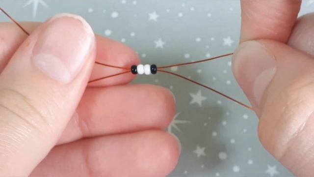 Кольцо "Зайчик" из бисера. Параллельное плетение. смотреть онлайн