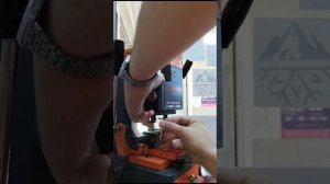 Как правильно настроить фрезу вертикального станка по изготовлению ключей