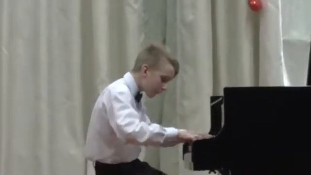 П.И.Чайковский "Сельский отзвук", исп. Платонцев Алексей, преп. Орлова С.Л. смотреть онлайн