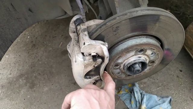 Ещё одна причина стуков Рено меган 2(тормозные суппорта) смотреть онлайн