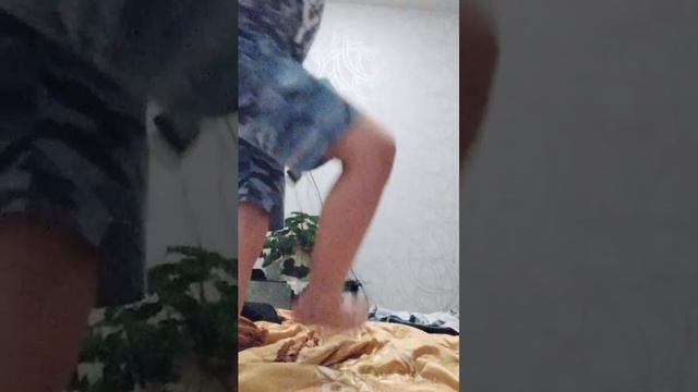 кидай мячи кидай мячи!!!!!!!!!!!!!!!!!!!!!!? смотреть онлайн