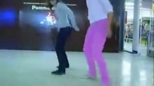 Красивый танец тектоник