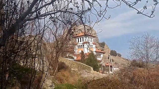 Крым, Судак, водопад в Судаке, март 2017 смотреть онлайн