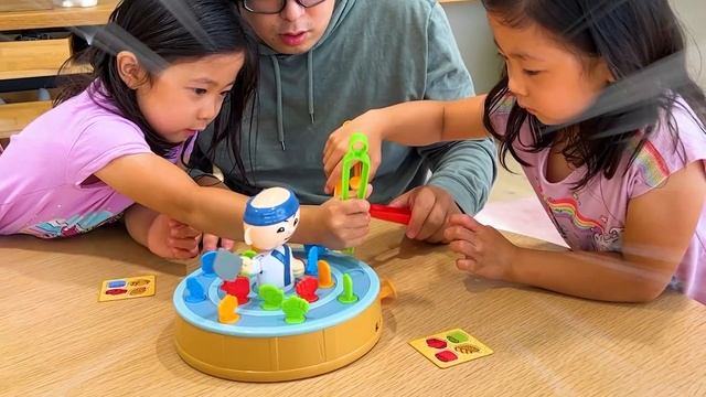 Sushi Scramble Board Game Kids vs Adult! смотреть онлайн