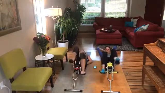 Live Stream: Excy Cross Training at Home with Our Busy Mom Guest смотреть онлайн
