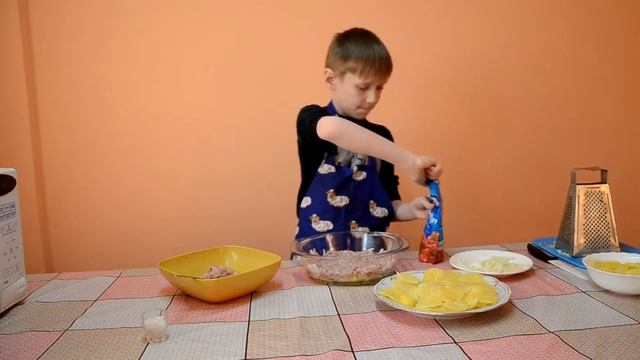 Картошка в духовке (самая вкусная) Potatoes in the oven (the most delicious) смотреть онлайн