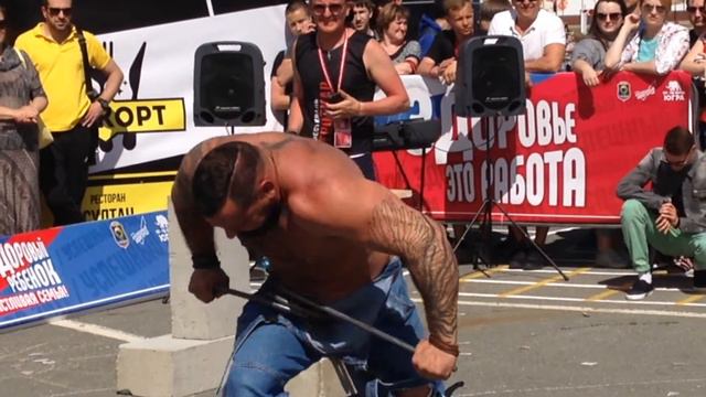 Сильные телом, сильны духом / Strong body, strong spirit смотреть онлайн