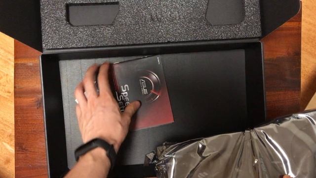 Asus TUF Gaming GeForce RTX 3080 graphics card unboxing and first impressions смотреть онлайн