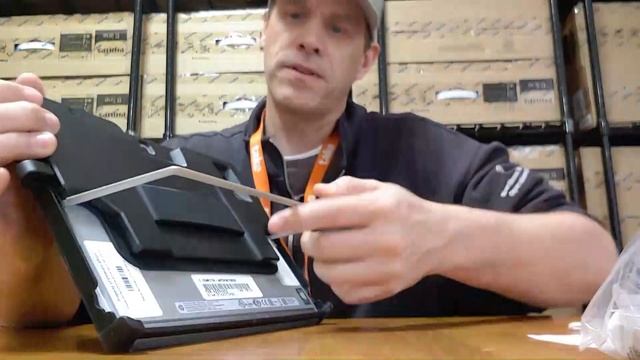 Hewlett-Packard Elite x2 2-in-1 G8 Tablet Overview and Review смотреть онлайн