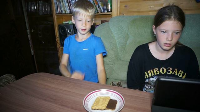 У тебя языка что ли нет? Купи машинку. Кем ты хочешь стать в следующей жизни. Какая я одинокая. смотреть онлайн