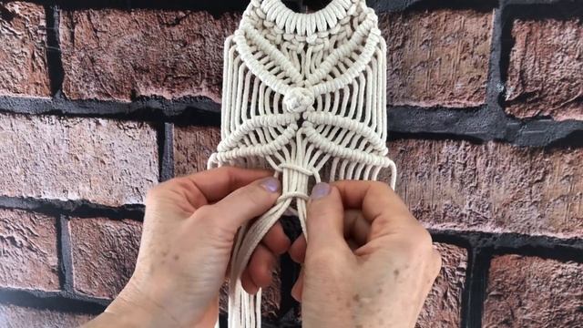 MACRAMÊ | SUPORTE PARA PLANTAS: 4 FLORES ( pontos: festonê, pipoca, espiral e quadrado ) смотреть онлайн