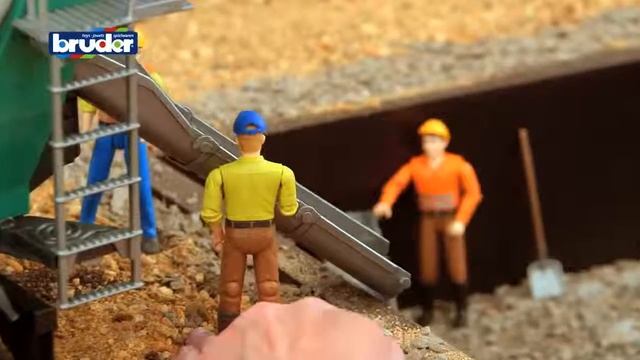 Игрушка Бетоновоз MAN TGS, зелёный, М1:16 BRUDER (03710) смотреть онлайн