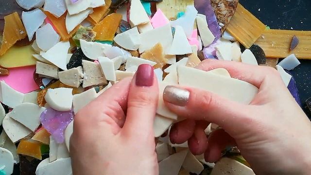 Asmr soap ?? Breaking Soap plates. Satisfying video. Crunchy sound. Ломаю мыльные пластинки. смотреть онлайн