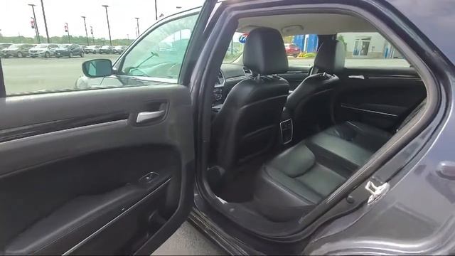 2017 Chrysler 300 Limited Sedan Owatonna Rochester Faribault Northfield Red Wing смотреть онлайн