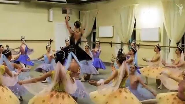 LA GIOCONDA - Dance of the Hours (Vaganova Ballet Academy) смотреть онлайн
