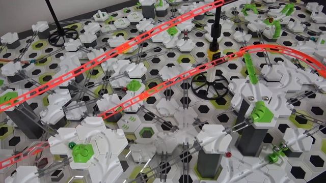 Marble run - Roller coaster (gravitrax, quercetti) смотреть онлайн