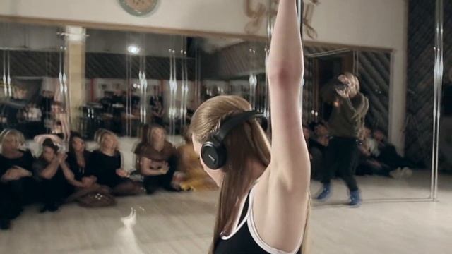 Final cut. Pole dance studio Goldy. Zelenograd смотреть онлайн