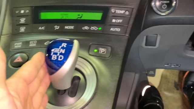 【プリウス】整備モード（メンテナンス・モード）の入れ方