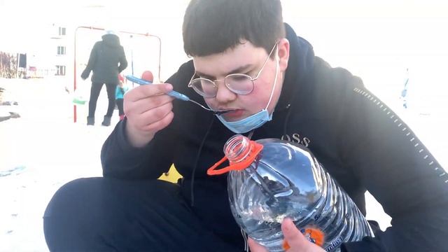 ЭКСПЕРИМЕНТ вода+человек 24 часа пью 5 литров ВОДЫ!!! смотреть онлайн