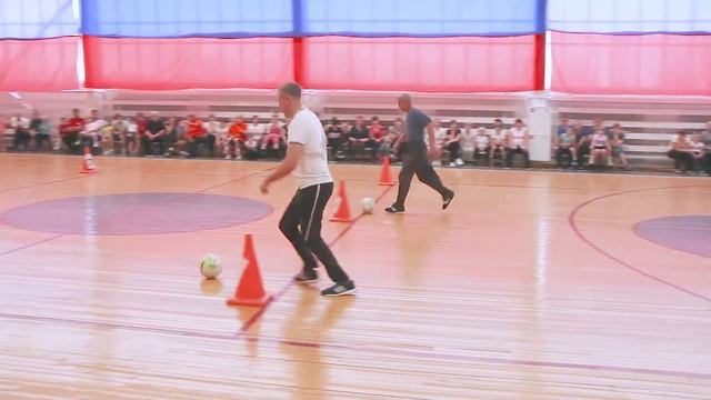 40 Семей в одном зале - спортивный праздник смотреть онлайн