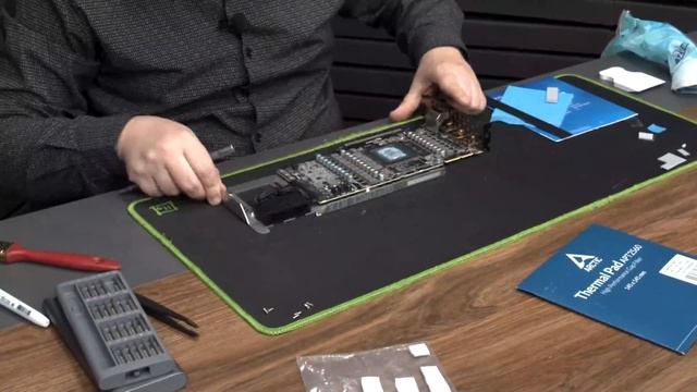 Gigabyte RTX 3090 Vision OC 24GB. Обслуживание после майнинга. Замена термопасты на видеокарте смотреть онлайн