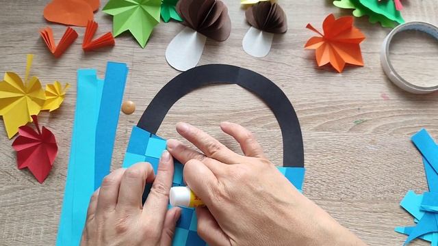 Поробки з паперу - кошик з грибами смотреть онлайн