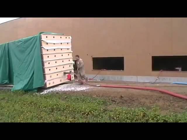 Закачка целлюлозы в панели с помощью выдувного шеста. Строительство завода Axel в Германии смотреть онлайн