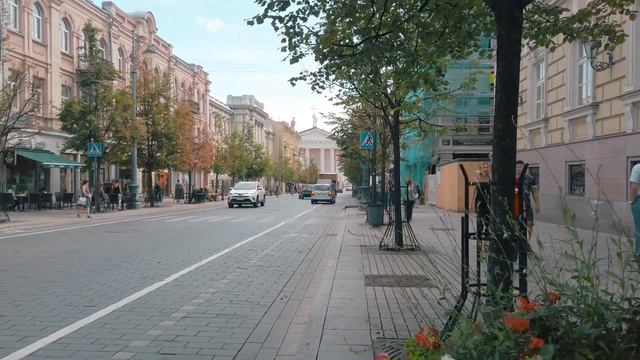Exploring Vilnius, Lithuania - Kudirka Square, Gediminas Avenue - Osmo Pocket смотреть онлайн