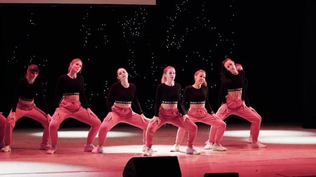 Школа тацев "Visions" - Реггетон смотреть онлайн