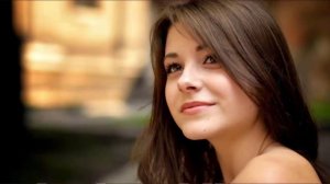 Песня души; А я не хочу четыре стены пол потолок....солнца хочу,неба хочу радуг хочу и дорог...;)