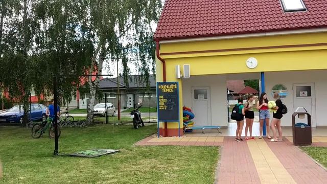 Koupaliště Těmice. Общественный бассейн в крохотном селе, с населением 878 человек. смотреть онлайн
