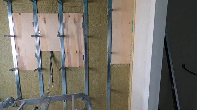 Пироги с вишней и изюмом