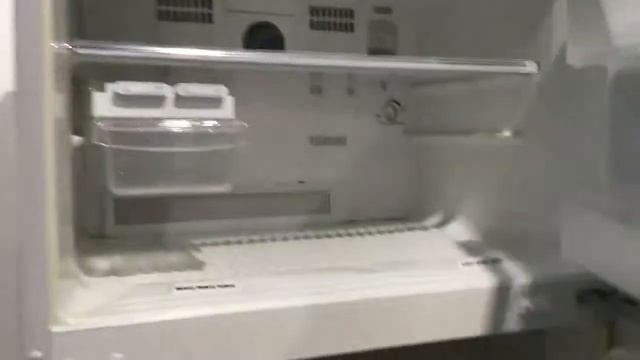 Холодильник SHARP SJ 68L T2G