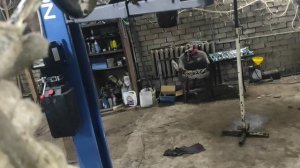 замена нижнего сайлентблока на заднем амортизаторе не снимая его.