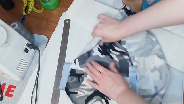 КАК ЛЕГКО ЗАШТОПАТЬ БРЮКИ В РАЙОНЕ КОЛЕН. смотреть онлайн