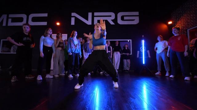 Нина Ромашова // Girly Hip-hop (Сокол) смотреть онлайн