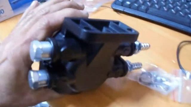 Замена топливного фильтра для катера на качественный.(Часть 1) смотреть онлайн