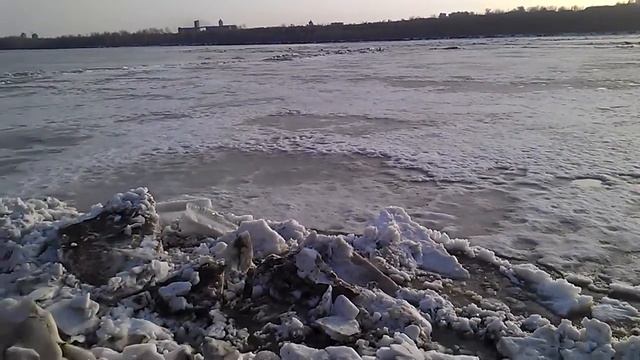 Ледоход на Оби 11.04.2013. смотреть онлайн