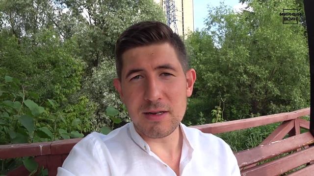 Военком: У нас очереди в военкомате! Призывники хотят служить смотреть онлайн