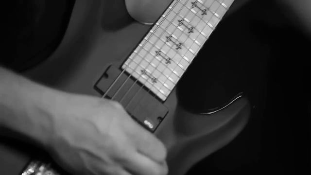 Dead Season live (Mighty Bob) смотреть онлайн